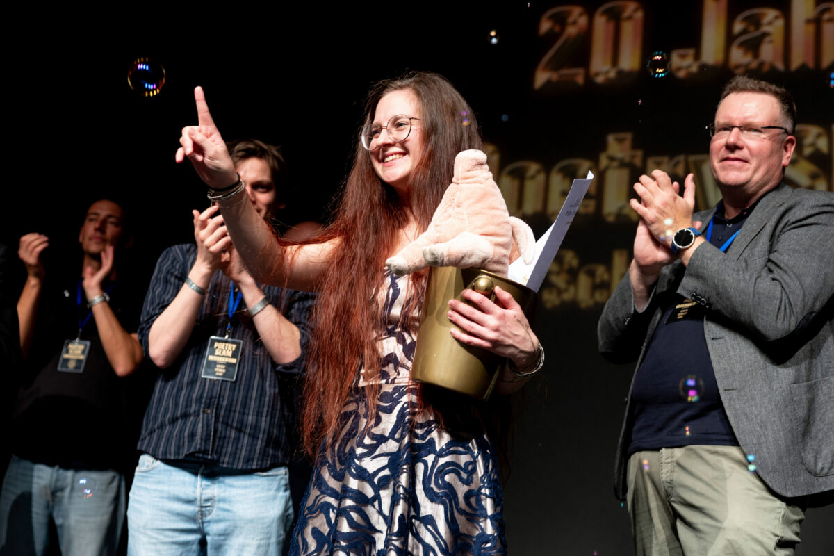 Anna Lisa Azur gewinnt